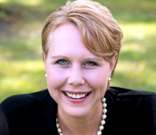 High Heels with Lilian Patricia Omoqui