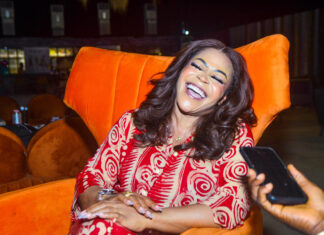 MOVIE GODDESS, SHAFFY BELLO, BARES IT ALL